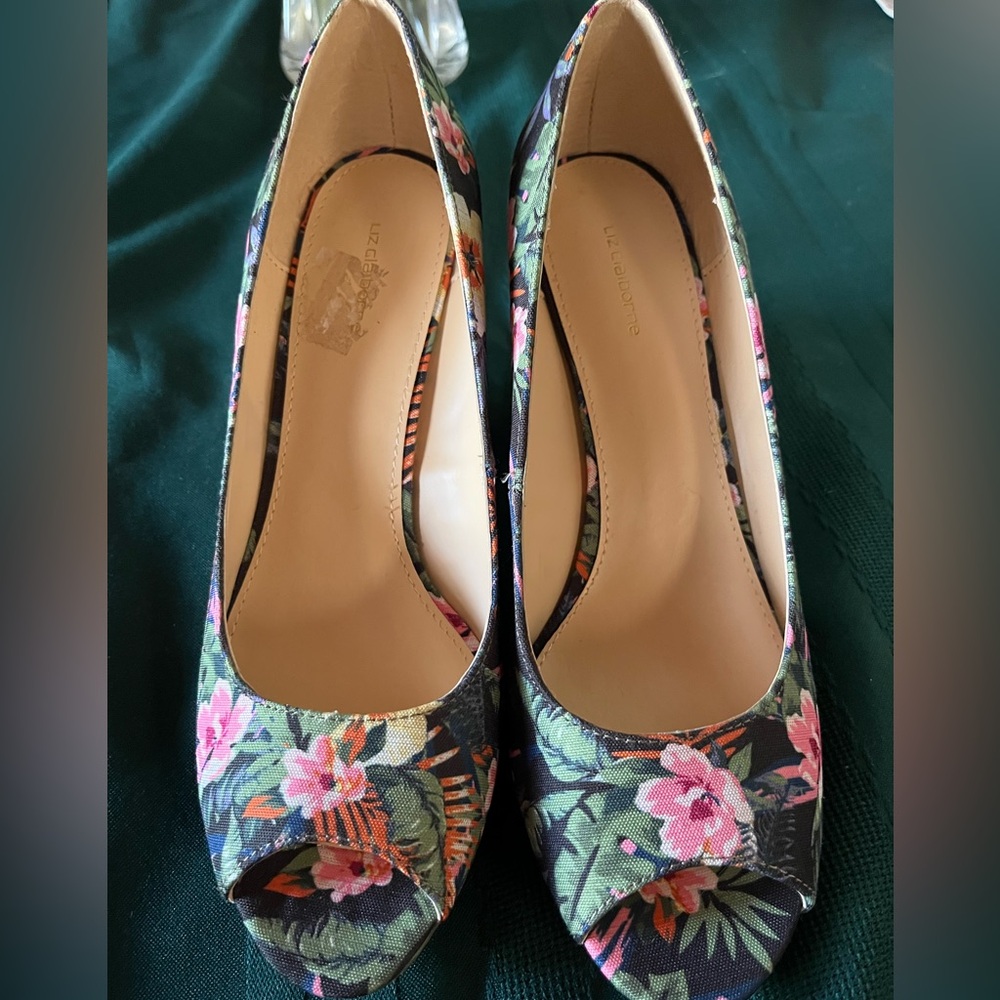 Liz Claiborne Floral Print Wedge Heels-SIZE 9.5 US-Brand New